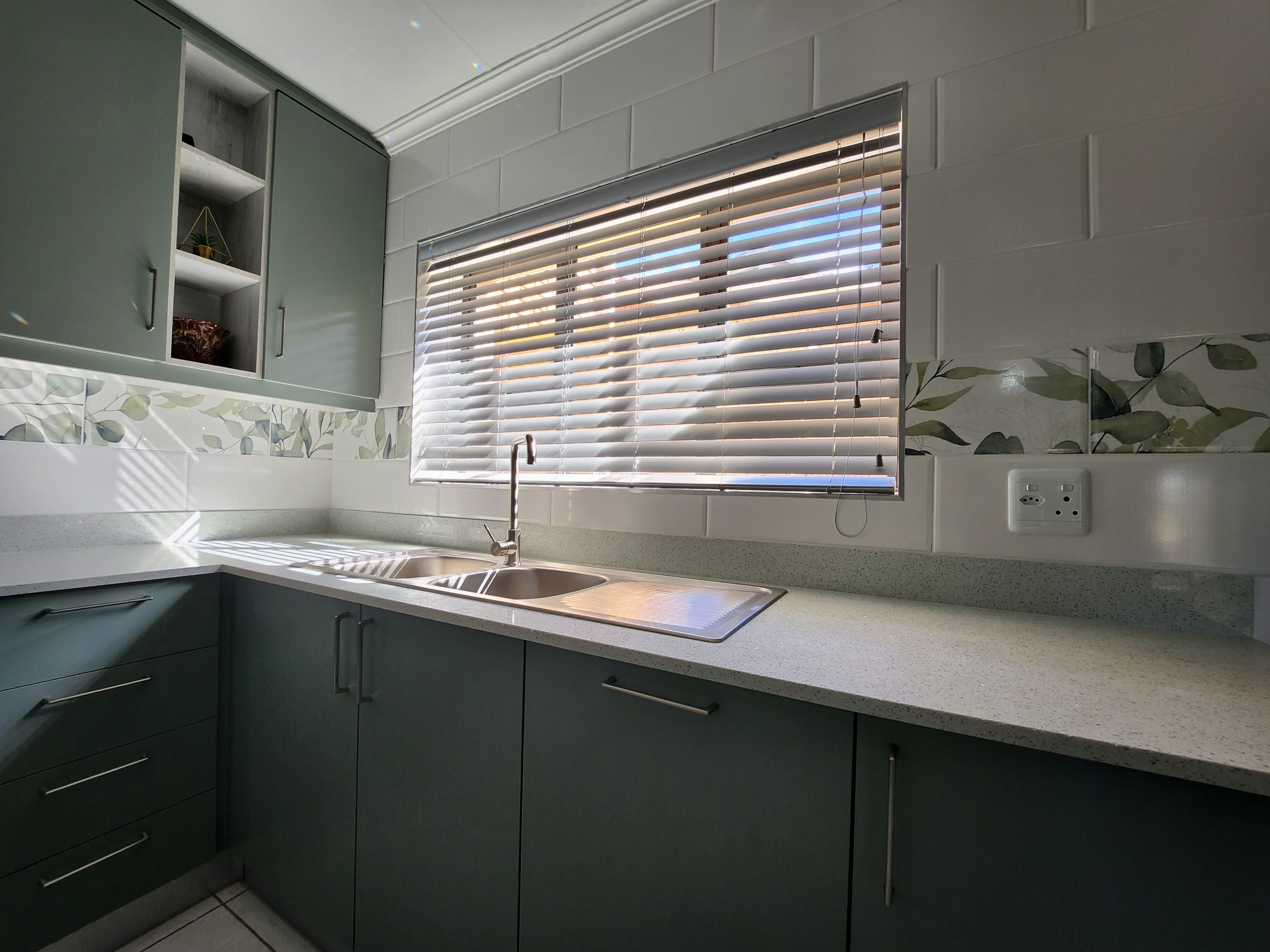 Wood Venetian Blind